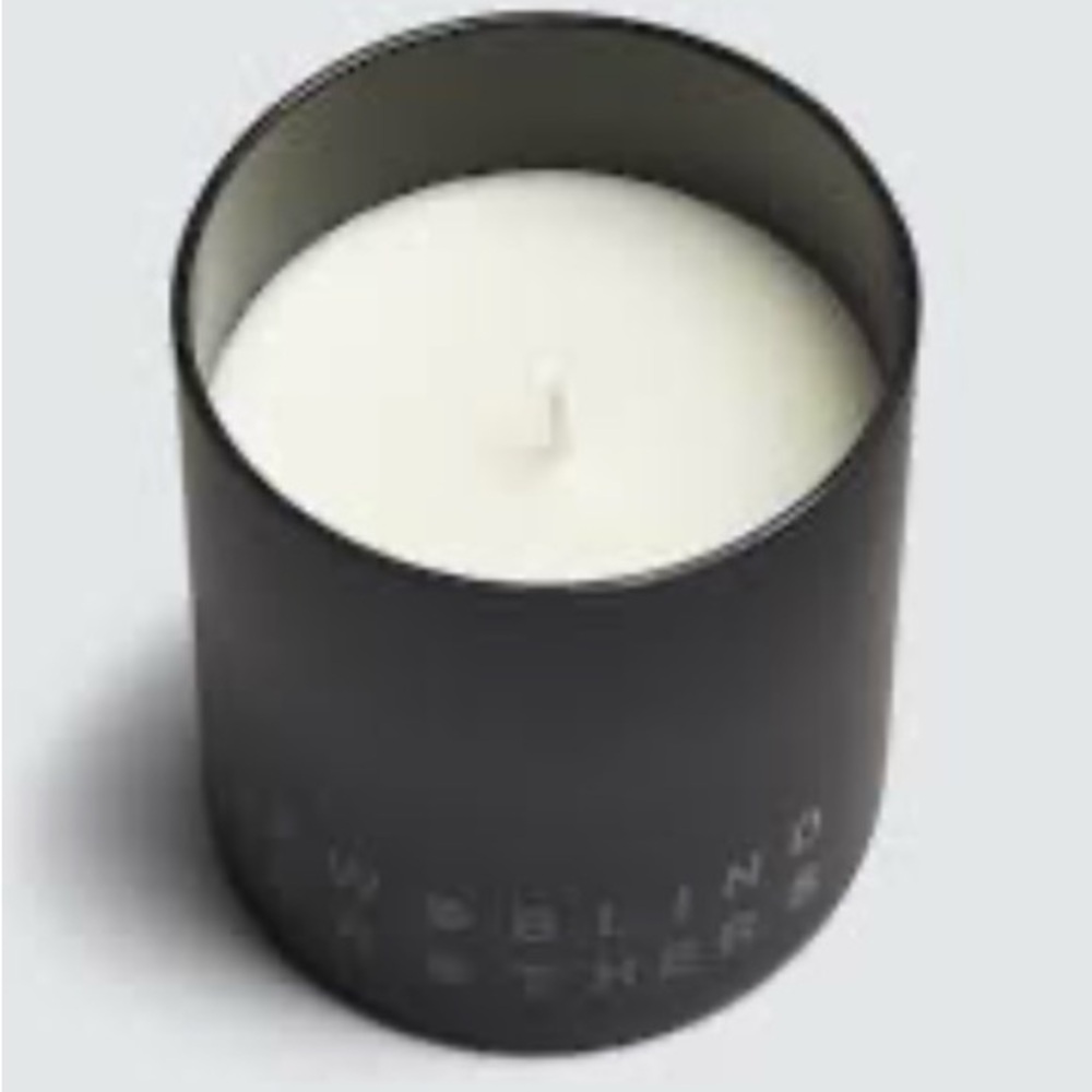 Two Blind Brothers Hand Poured Blackout Candle 12oz Saddlewood Scented - Picture 4 of 11